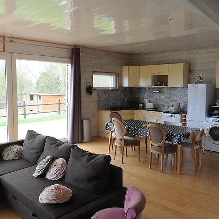 Bouleurs Maison Ecologique En Pleine Nature מראה חיצוני תמונה