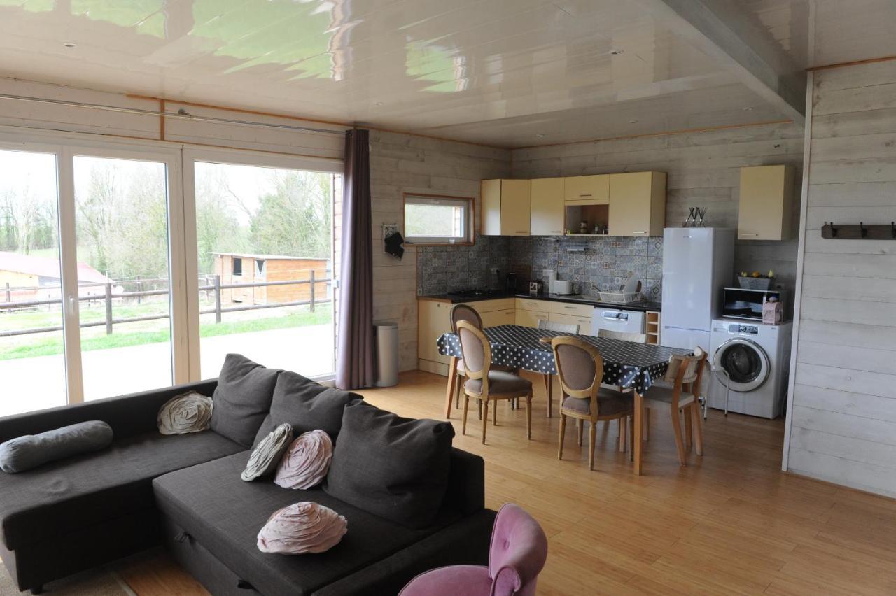 Bouleurs Maison Ecologique En Pleine Nature מראה חיצוני תמונה